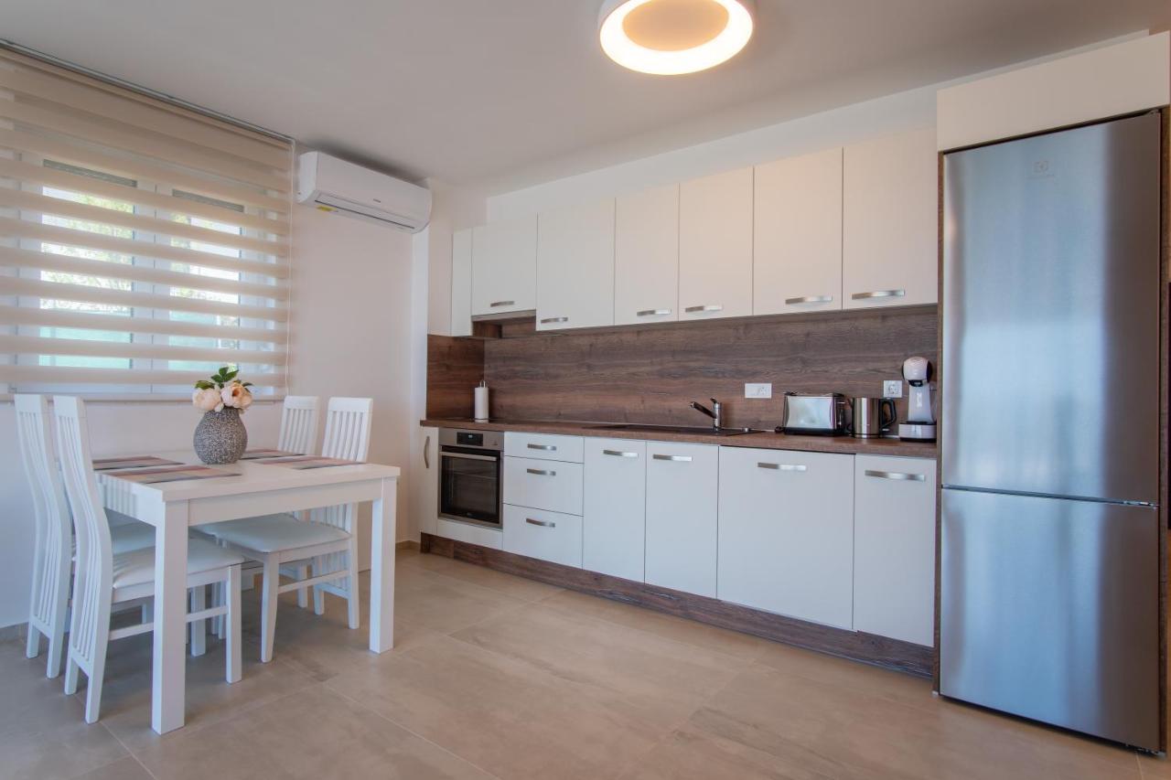 Apartments Mandre I Экстерьер фото