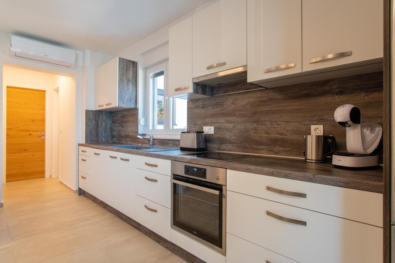 Apartments Mandre I Экстерьер фото