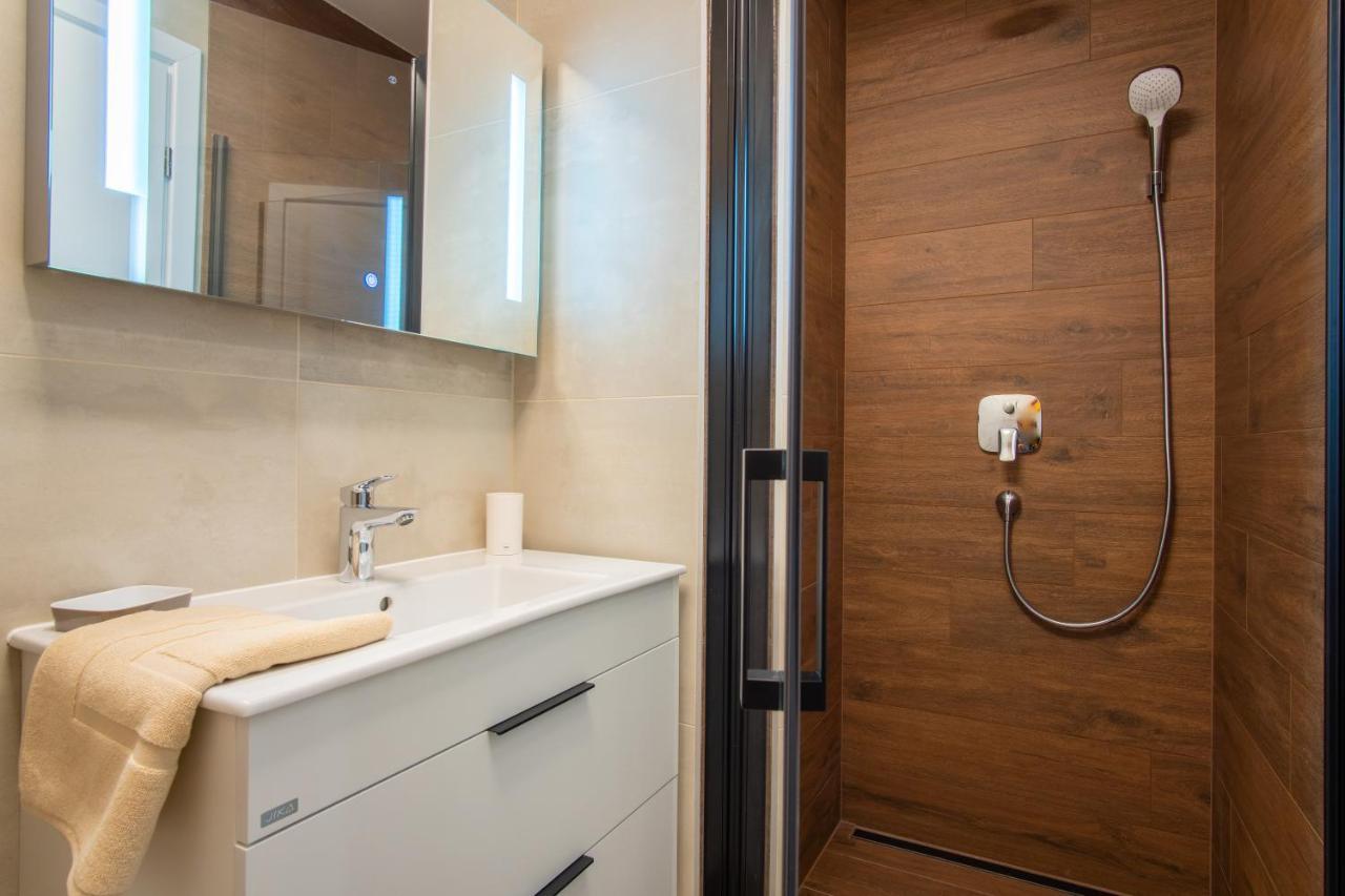 Apartments Mandre I Экстерьер фото